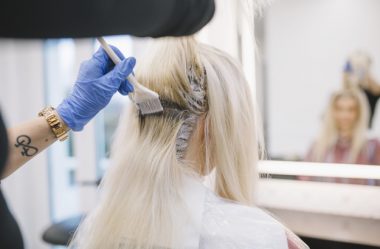 Coloração de cabelos: como prevenir o desbotamento e proteger o cabelo da sua cliente!
