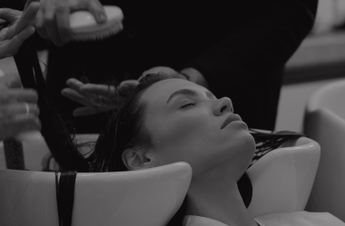 Cabelos elásticos, porosos ou quebradiços? Essas 4 linhas da Aneethun vão salvar seus fios!